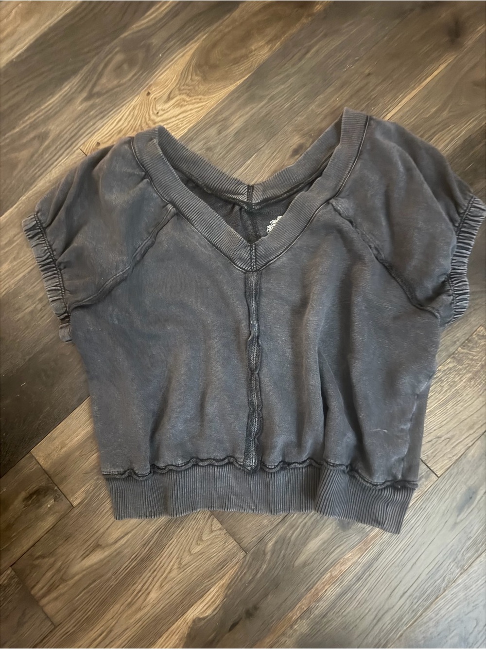 Pilcro Washed Black Cropped V-Neck Short-Sleeve Sweatshirt-Size Medium